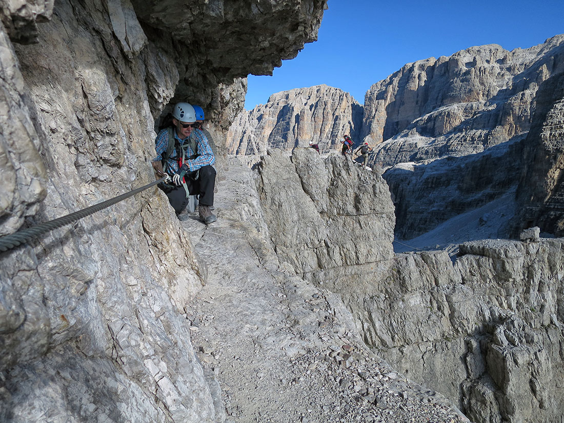 centrale009.jpg - Das erste, beeindruckend ausgesetzte Band.                               