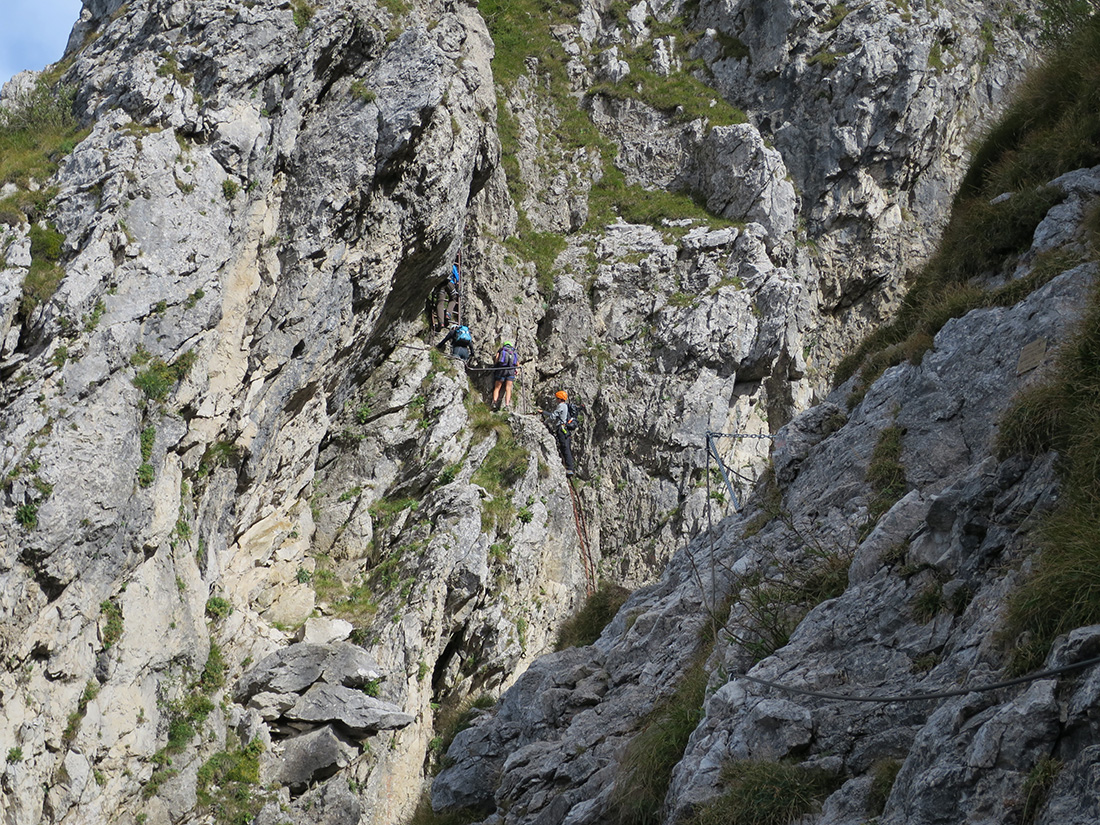 grigne008.jpg - Se Tschörmäns in voller Klettersteigmontur.