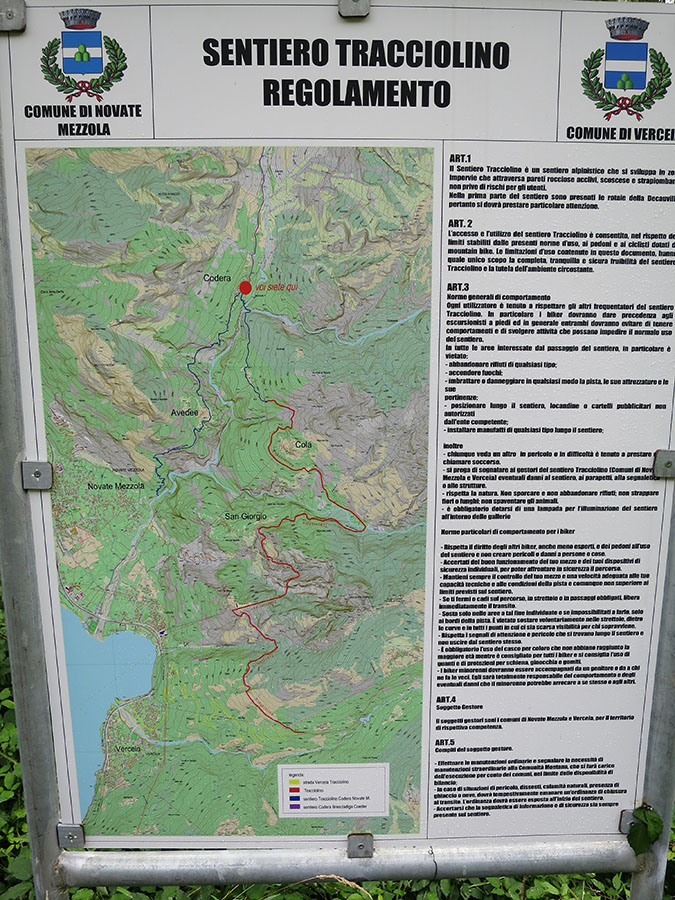 tracc036.jpg - Alles geregelt. Sehr unitalienisch, eigentlich. Der rote Teil ist durchgehend modernisiert worden und geht völlig waagrecht dahin.                               