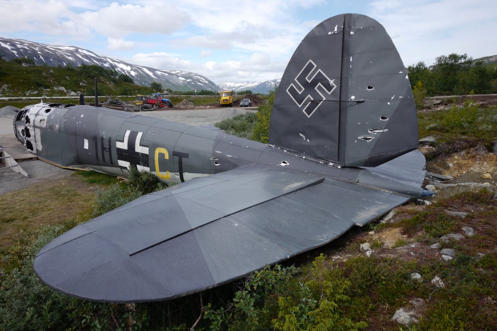 norw_0601.jpg - Lustige Sachen liegen da rum.