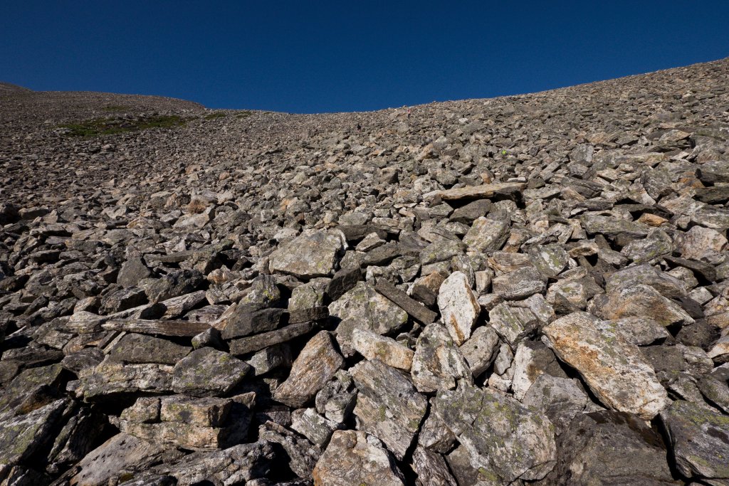 norw_0232.jpg - So, da geht's rauf. Wer sieht meine zwei Freunde in dem Gewirr?